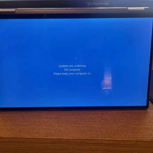 Dell Latitude 7400 2-in-1 Laptop | i7-8665U | 16GB RAM | 512GB SSD | Windows 11 Pro